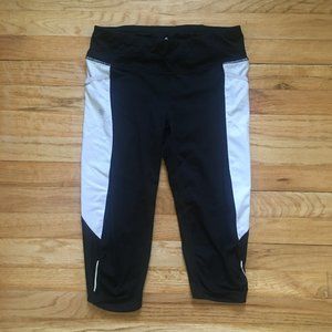 Athleta Dobby Be Free Knicker Black & White Small